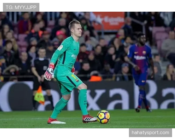 回传规则：门将何时不得用手及判罚要点