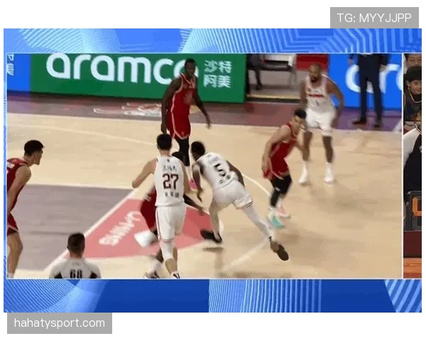 拉人犯规到底怎么判？裁判如何区分合理对抗与违规动作