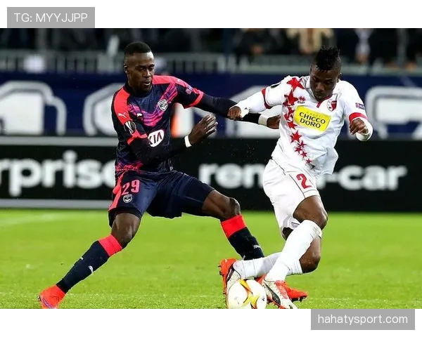 切尔西进攻流畅但终结能力承压，近期表现波动对赛季走势形成制约